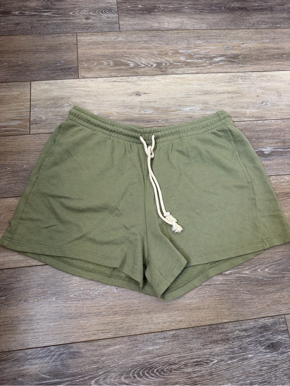 Universal Thread Olive Drawstring Knit Athletic Shorts Sz M